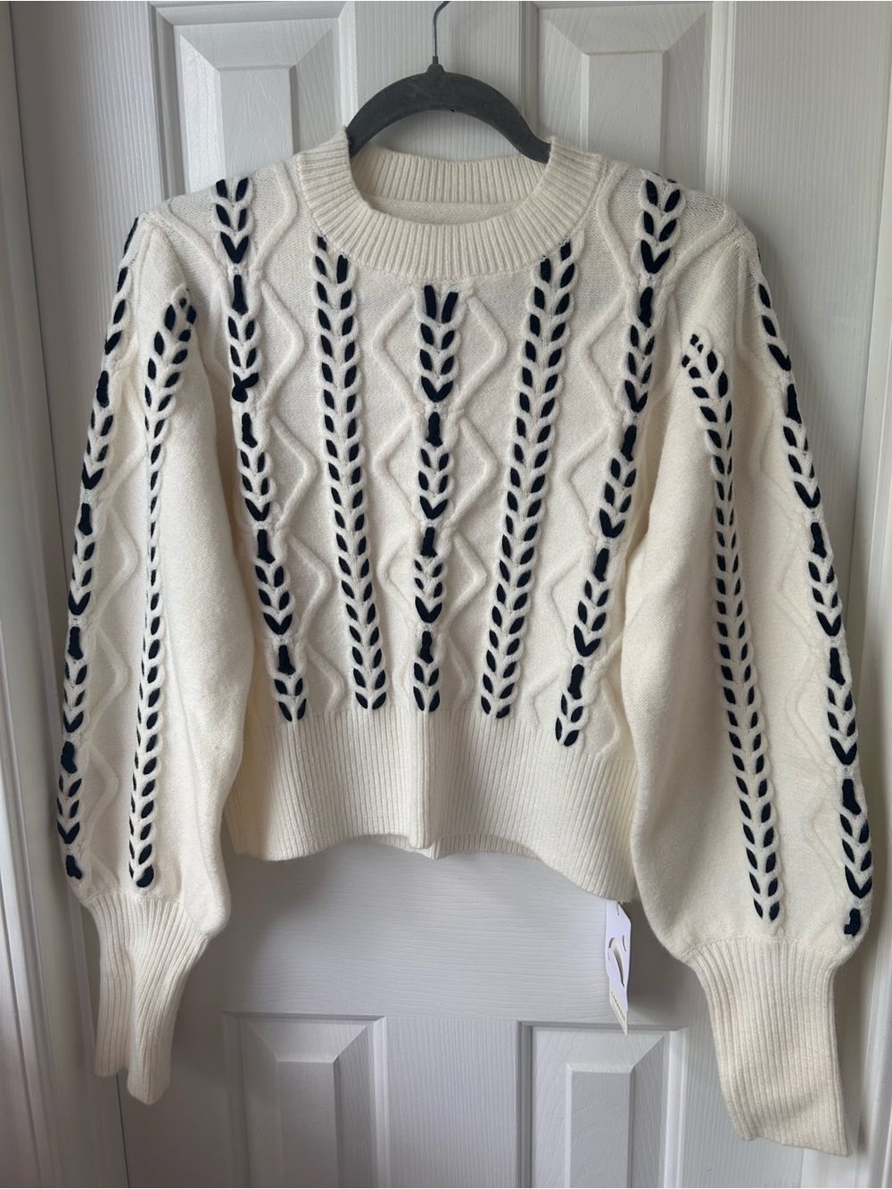 COMMENSE Bow Ribbed Cable Knit Sweater Off White Black XL NWT